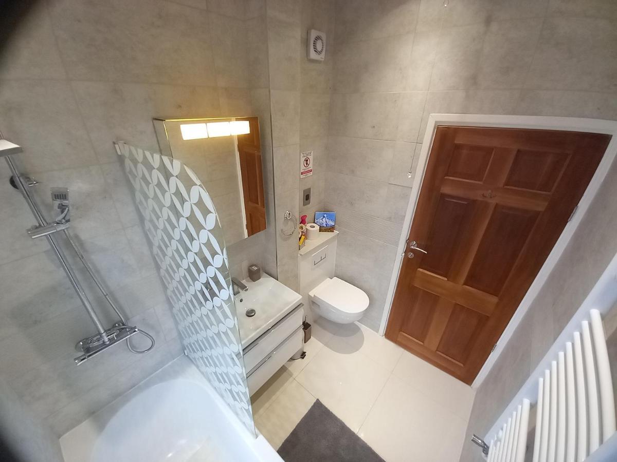 Luxury Holiday Home, Near Beach เซาเทนด์ ออน ซี ภายนอก รูปภาพ